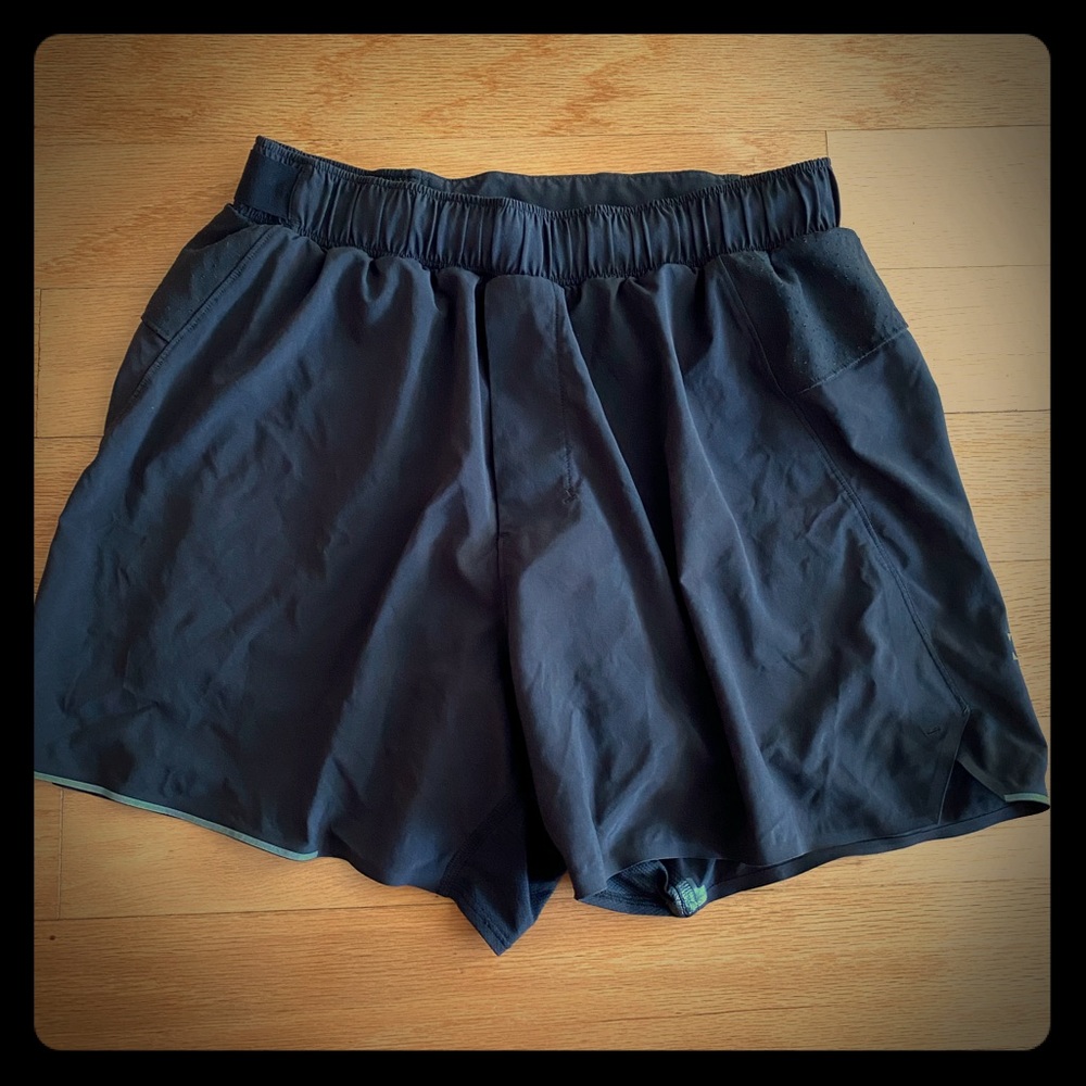 Mens Lulu Lemon Runner Shorts!💲🛹💲